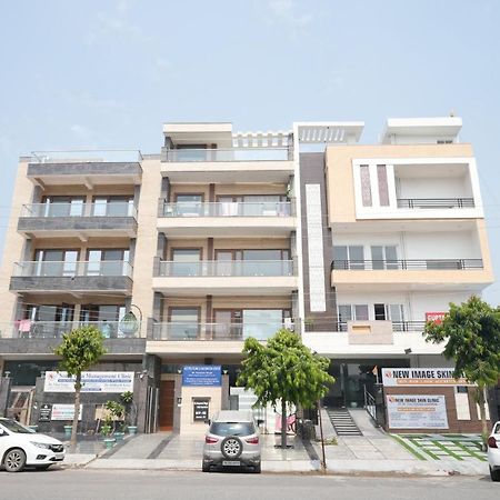 Gupta Residency Near Ajnara Heritage 诺伊达 外观 照片
