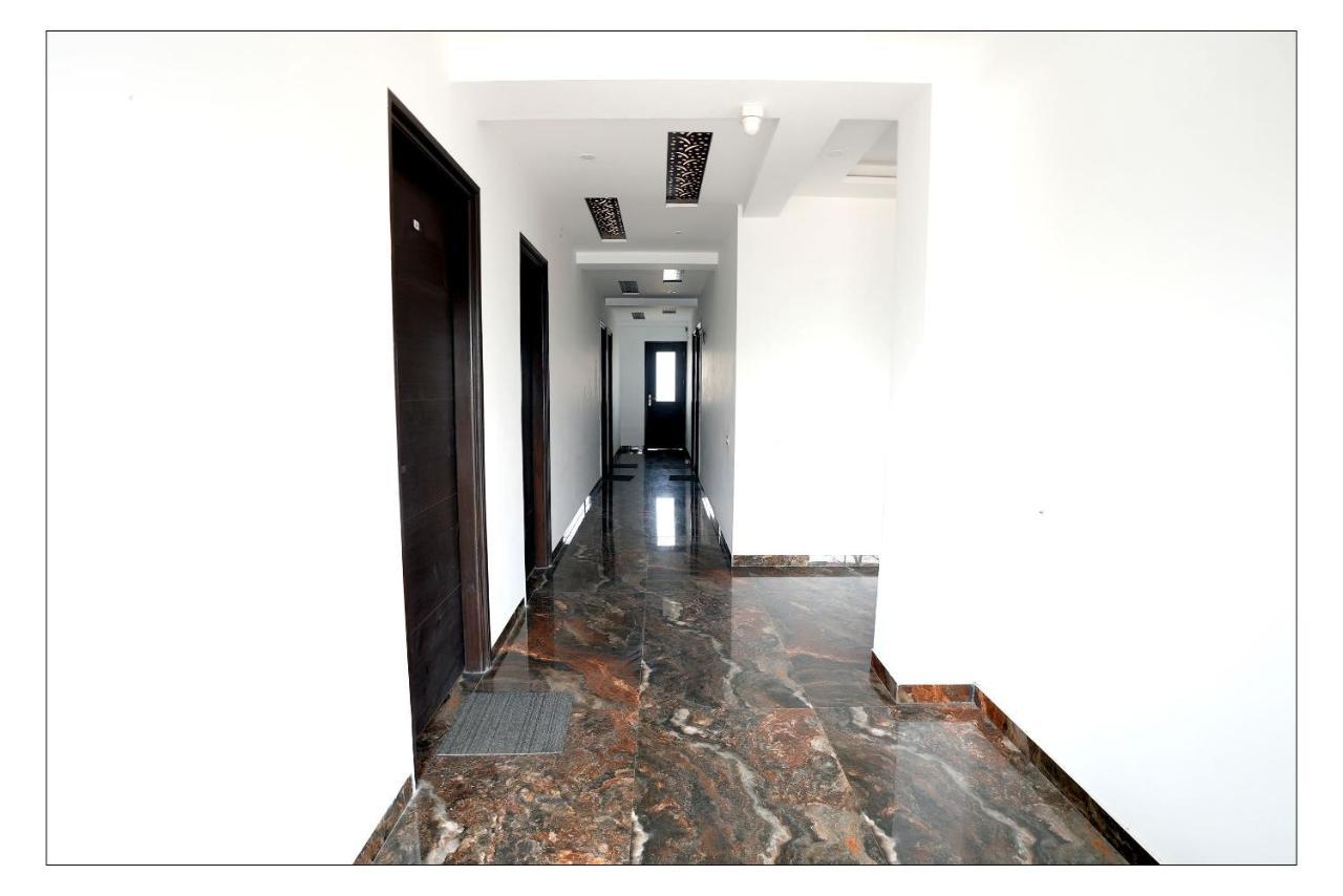 Gupta Residency Near Ajnara Heritage 诺伊达 外观 照片